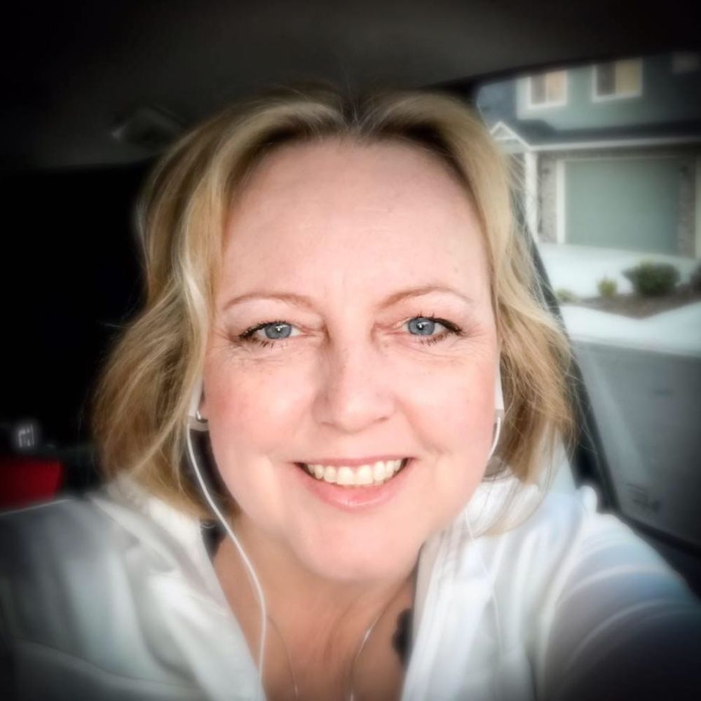 Meet your Posher, Julie